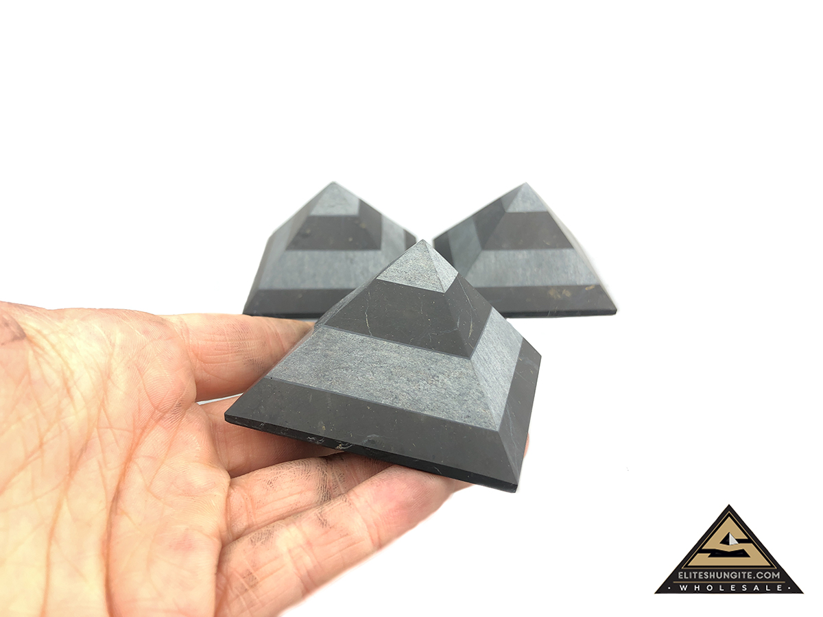 Pyramid 6 cm Zebra by eliteshungite.com