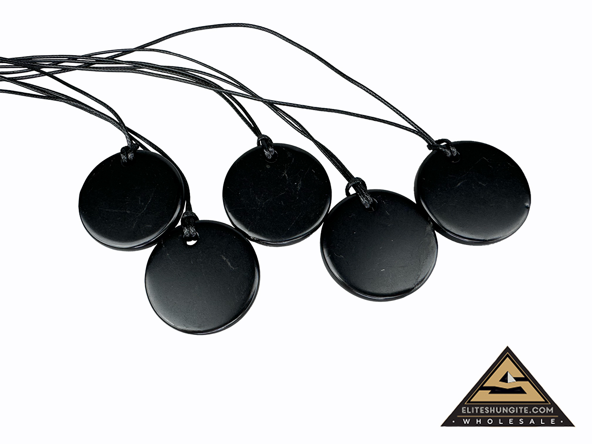 Pendant Round Tumbled diam. 35 mm by eliteshungite.com