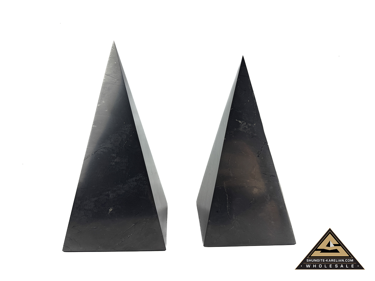 Pyramid Nubian 10 cm, h  cm by eliteshungite.com