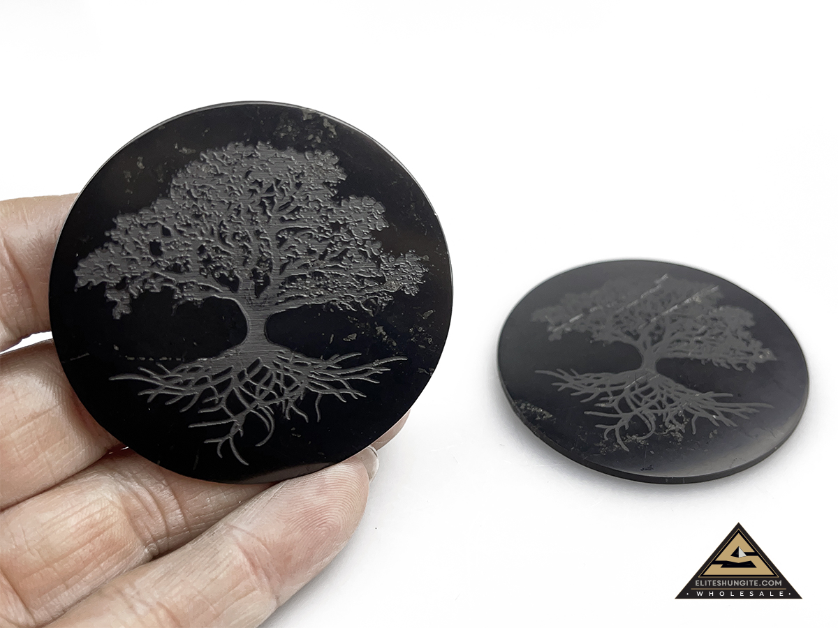 Protective slice round, diam. 5 cm Tree Of Life by eliteshungite.com