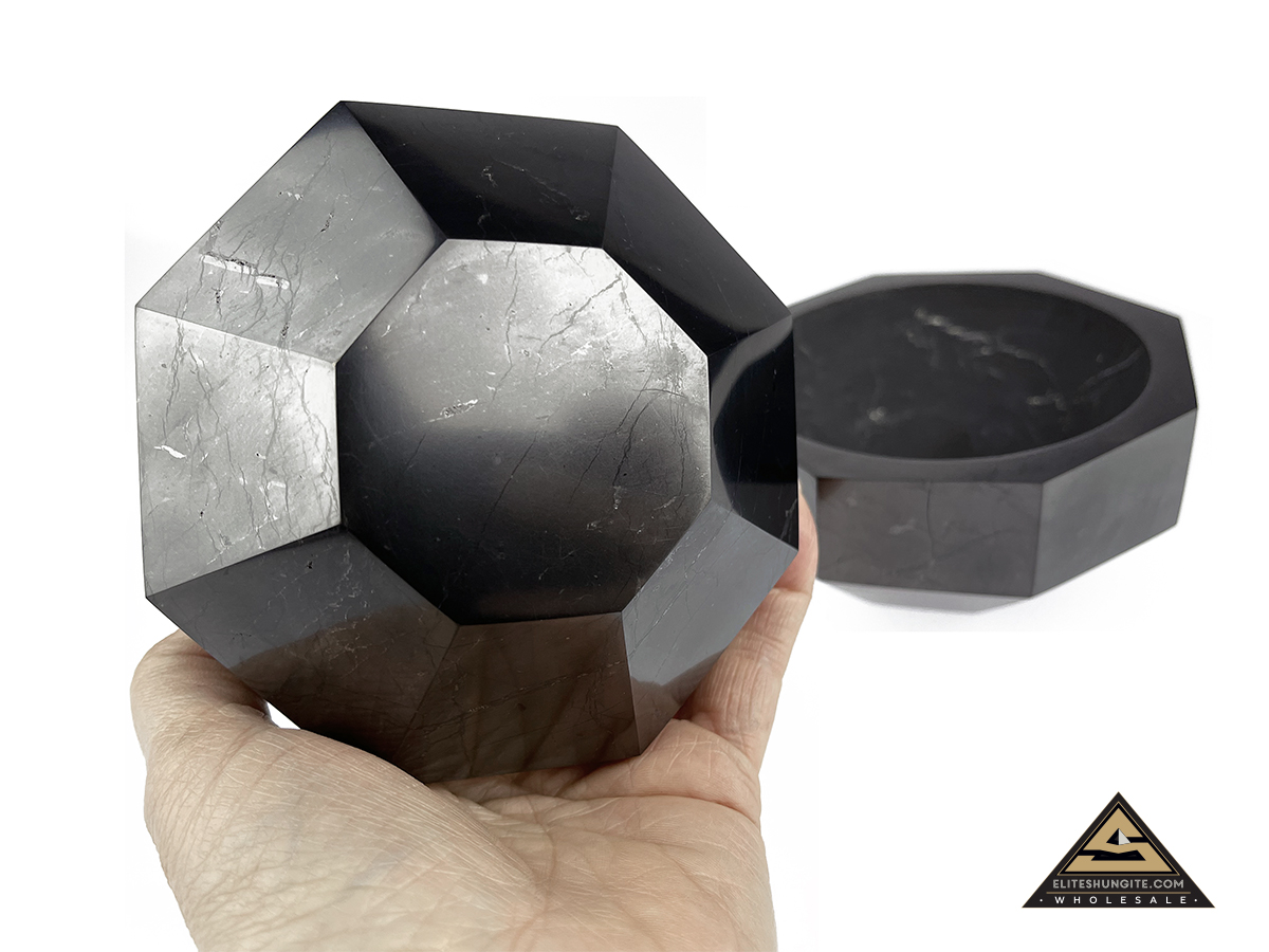 Bowl faceted, diam. 11cm , h. 5 cm by eliteshungite.com