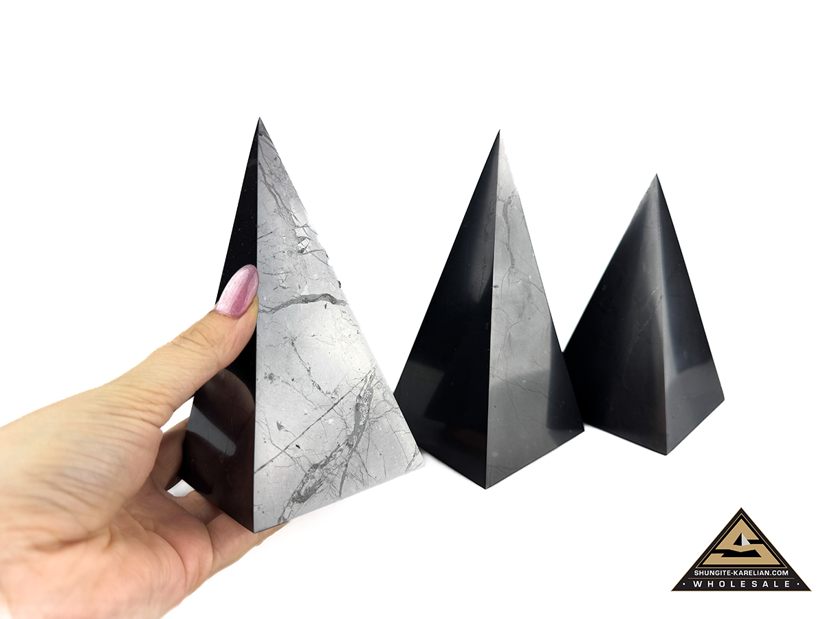 Pyramid Nubian 7 cm, h 14,5 cm by eliteshungite.com