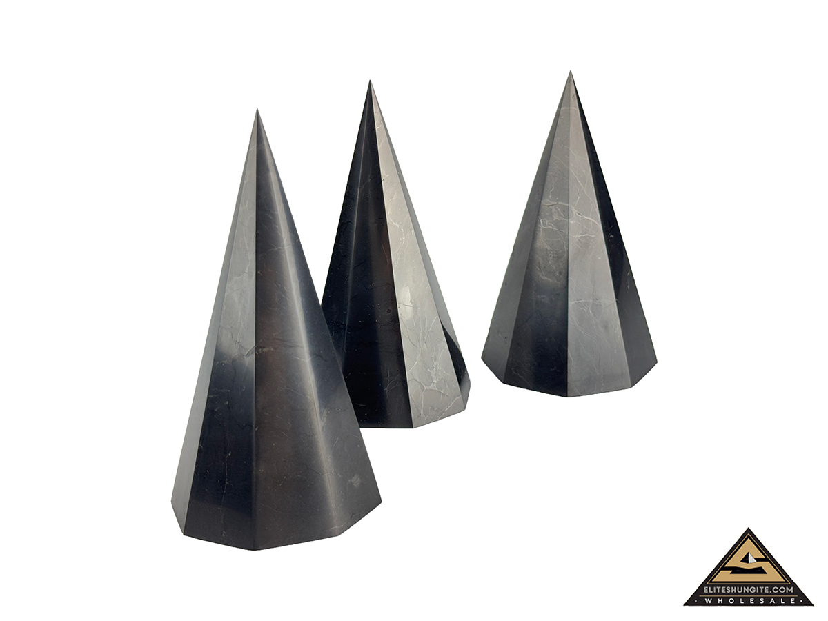 Pyramid Octagonal 6 cm by eliteshungite.com