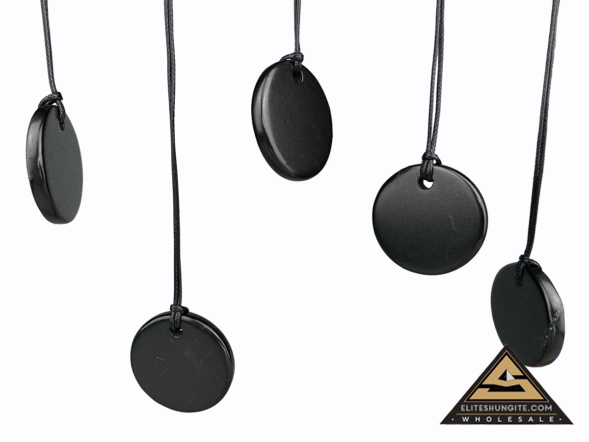 Pendant Round Tumbled diam. 35 mm by eliteshungite.com