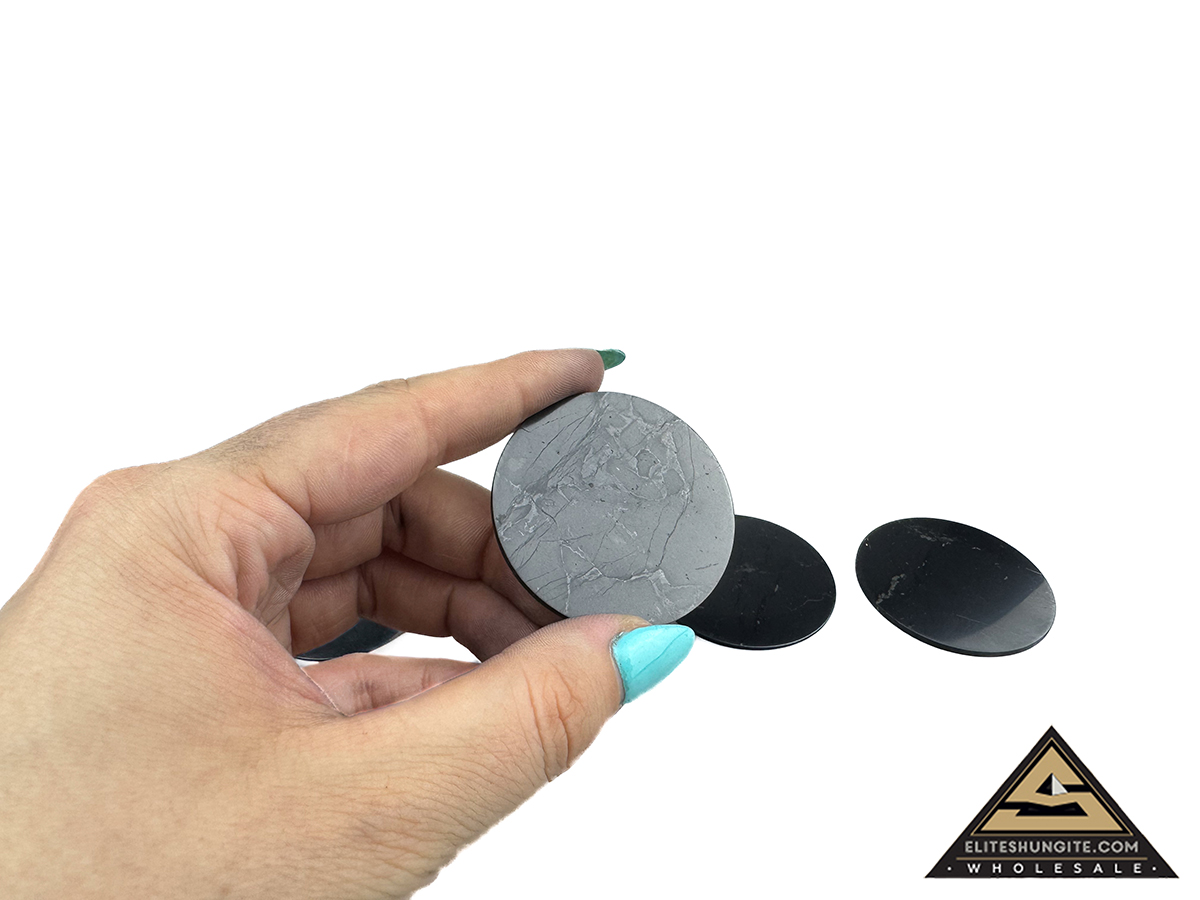 Protective slice round, diam. 4 cm by eliteshungite.com