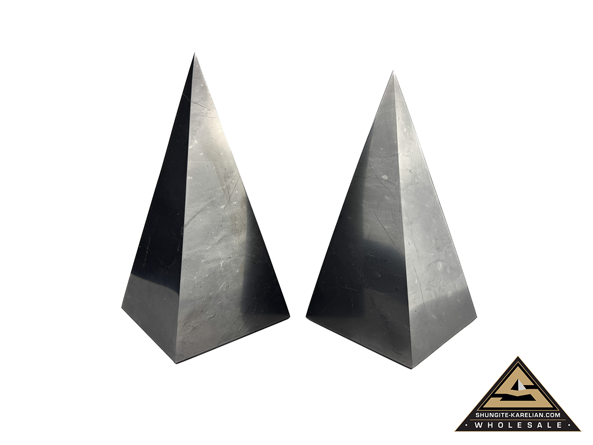 Pyramid Nubian 10 cm, h  cm by eliteshungite.com