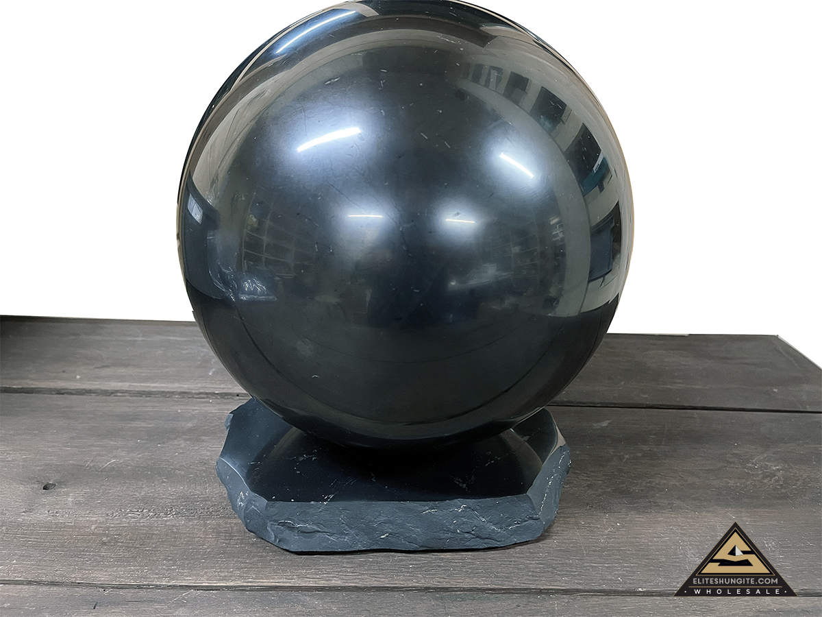 Ball diam. 25 cm by eliteshungite.com