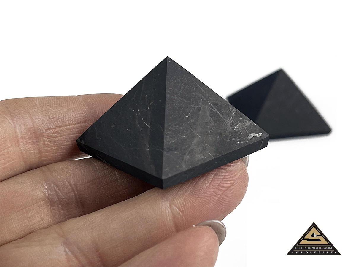 Pyramid 3 x 3 cm n/polished by eliteshungite.com