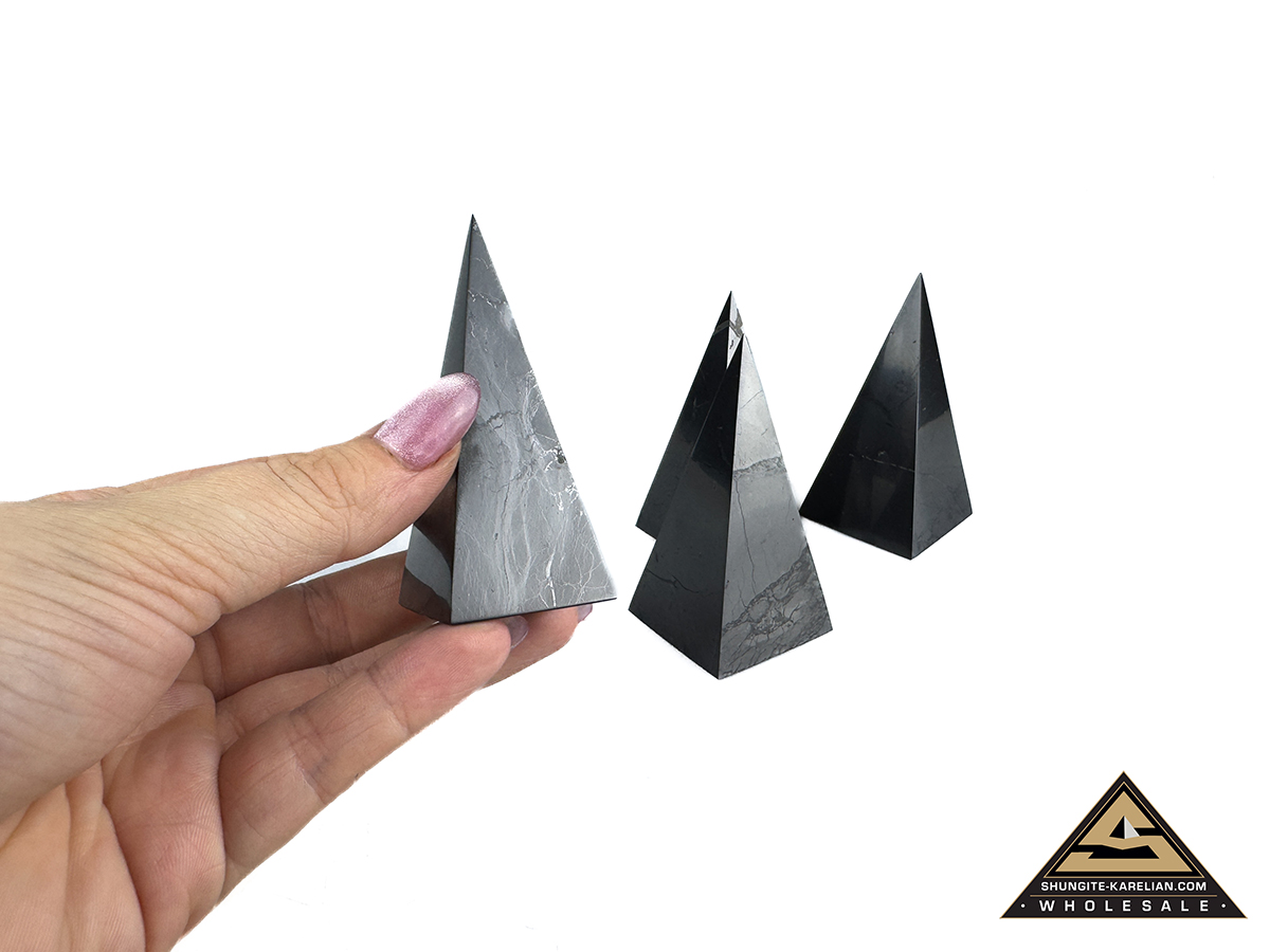 Pyramid Nubian 3 cm, h 7 cm by eliteshungite.com