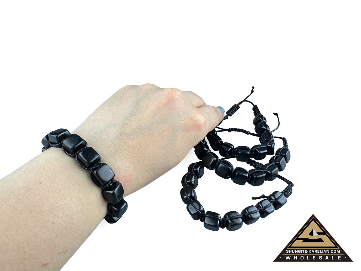 Bracelet Shamballa cube 10 mm by eliteshungite.com
