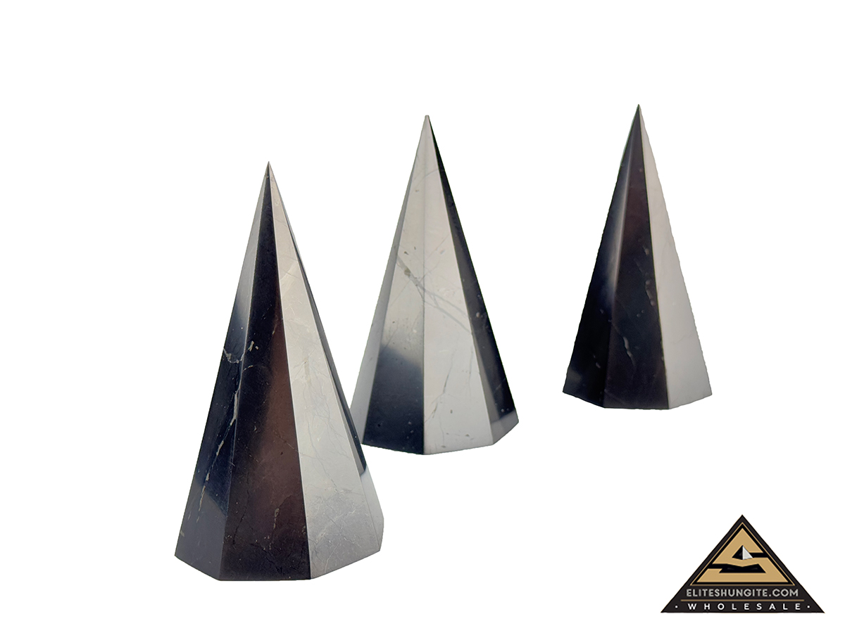 Pyramid Octagonal 5 cm by eliteshungite.com