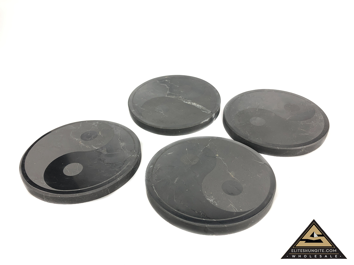 Tile round diam. 10 cm Yin Yang by eliteshungite.com